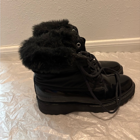 Black Fur-Lined Women's Boots - Picture 4 of 4